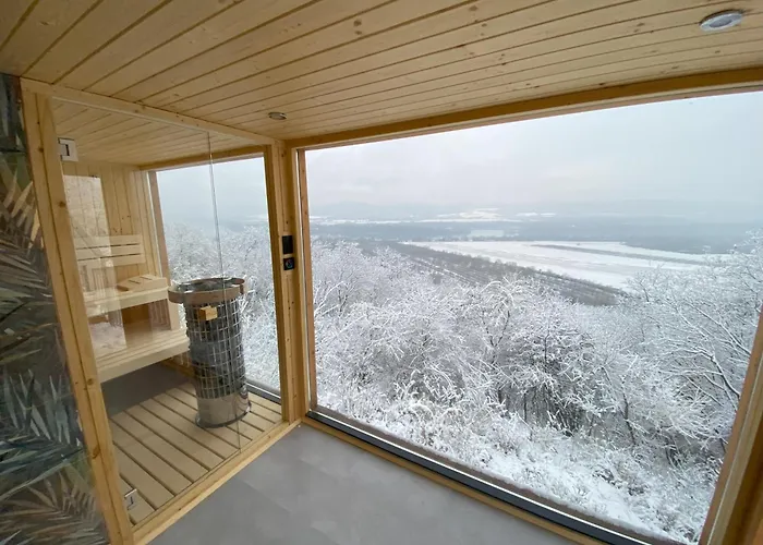 Fuelemuele Vendeghaz 아파트 Zebegény